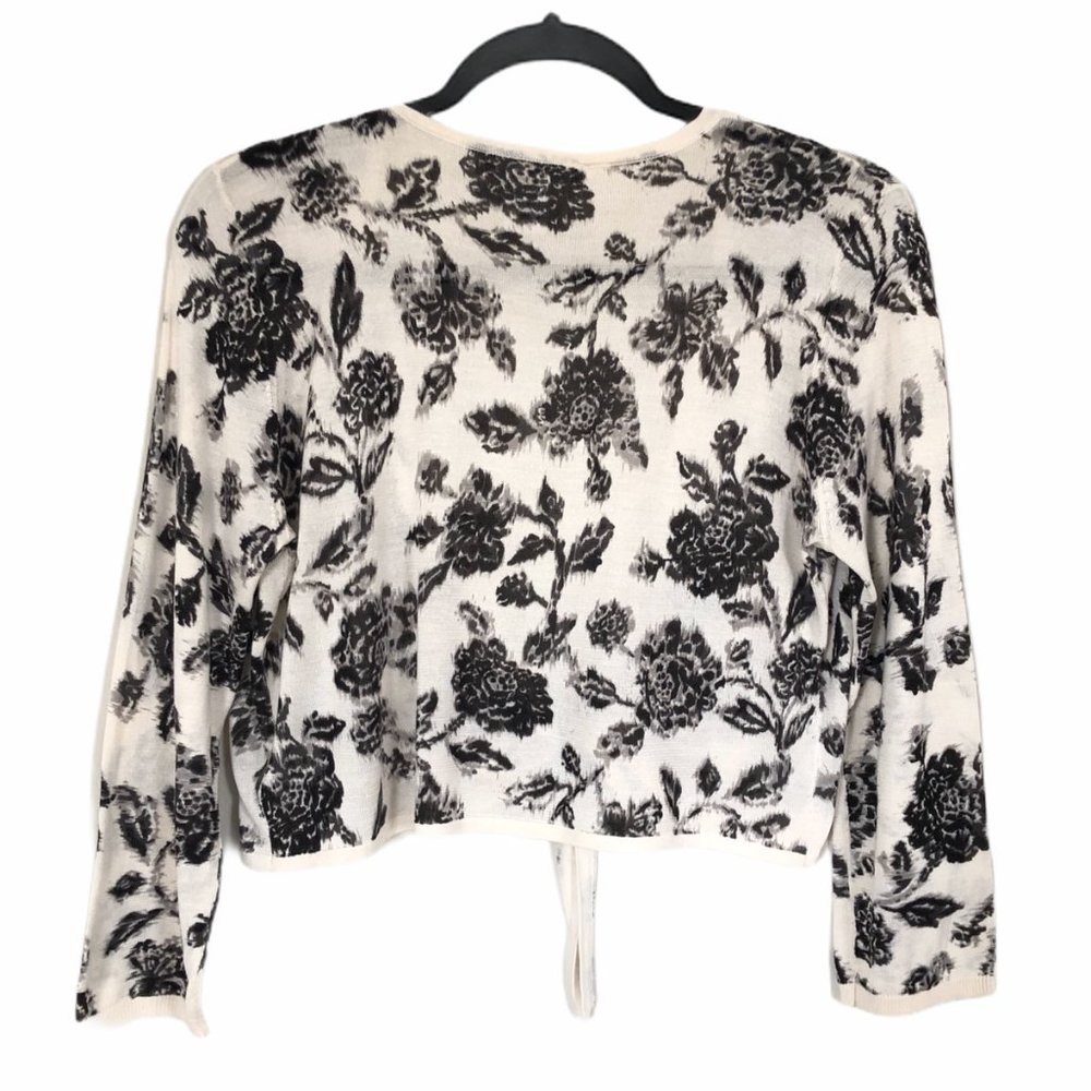 WHBM 100% Silk Top Cardigan Tie Front Floral Sz M - Picture 5 of 5